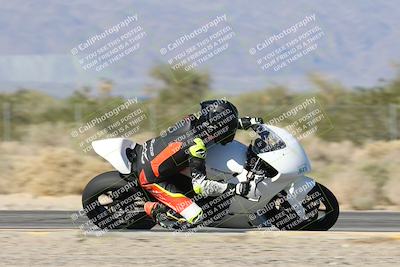 media/Dec-04-2025-Racers Edge (Thu) [[5ebc9f124d]]/3-B Group/5-Session 2 Turn 2 inside Speed Pans/